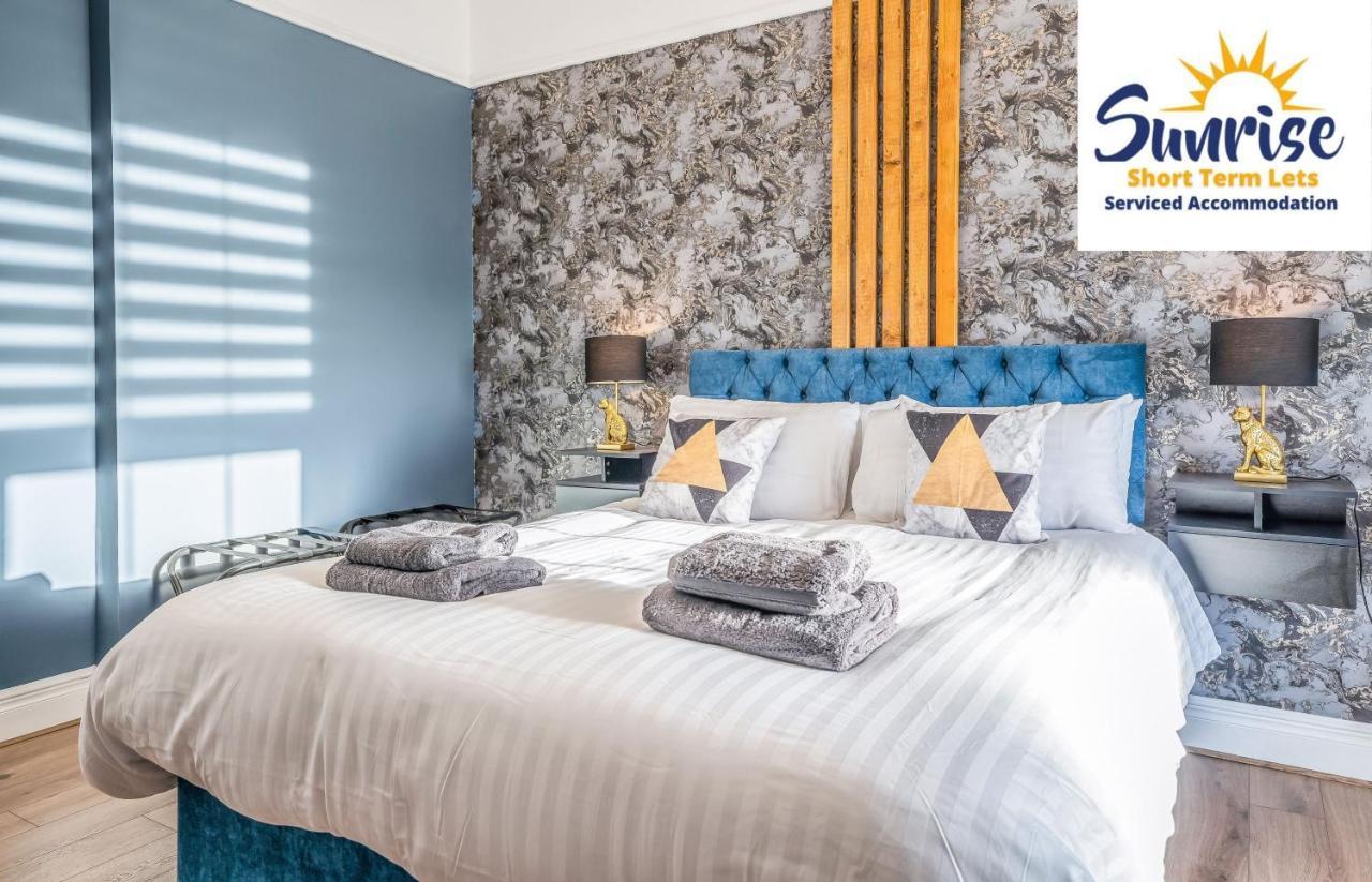 Presidential Apartment, Family Home, Luxury Bedrooms, 2 Rooms, 1 King Bed, 2 Single Beds, Free Wifi, Free Parking, Tourists, Business Travelers, Relocation, Beautiful River Views, - Long Stays, Invoice And Reduced Price Are Only Via Sunrise Short Let Dundee Ngoại thất bức ảnh
