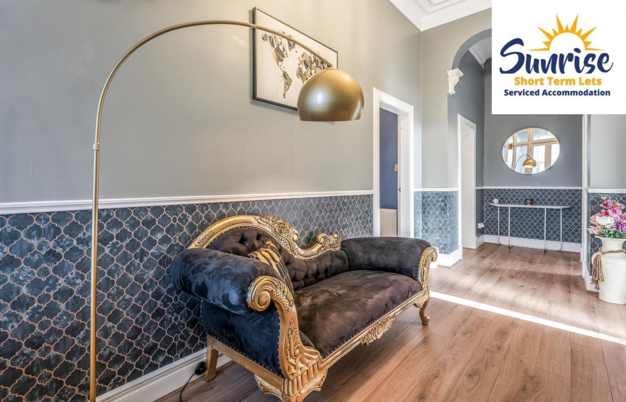 Presidential Apartment, Family Home, Luxury Bedrooms, 2 Rooms, 1 King Bed, 2 Single Beds, Free Wifi, Free Parking, Tourists, Business Travelers, Relocation, Beautiful River Views, - Long Stays, Invoice And Reduced Price Are Only Via Sunrise Short Let Dundee Ngoại thất bức ảnh