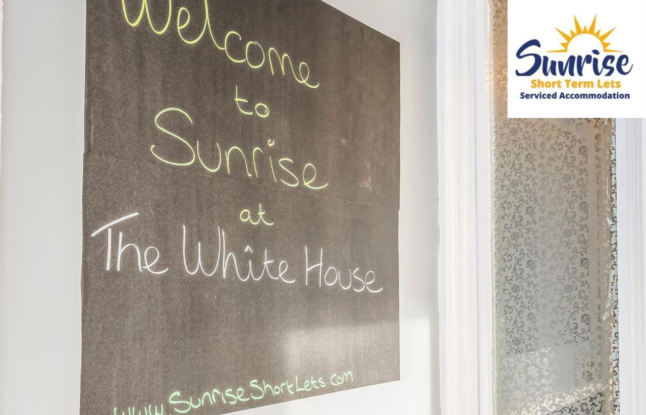 Presidential Apartment, Family Home, Luxury Bedrooms, 2 Rooms, 1 King Bed, 2 Single Beds, Free Wifi, Free Parking, Tourists, Business Travelers, Relocation, Beautiful River Views, - Long Stays, Invoice And Reduced Price Are Only Via Sunrise Short Let Dundee Ngoại thất bức ảnh